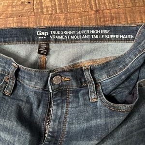 Gap Jeans